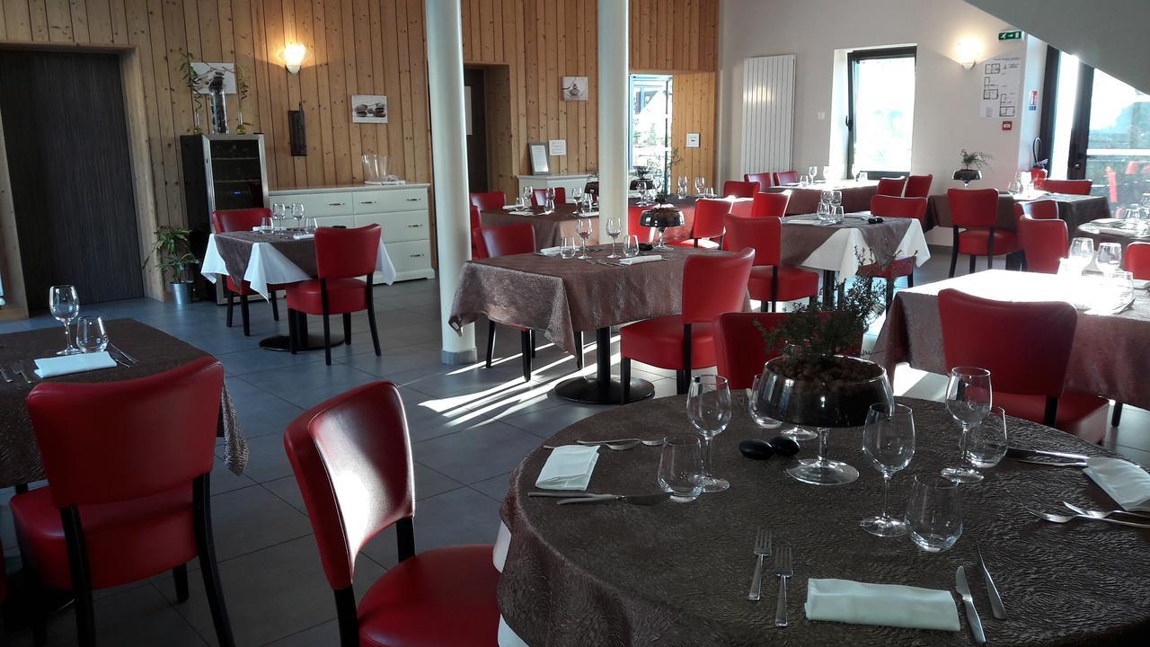 Les Pierres Folles Bed & Breakfast Rozier-en-Donzy Dış mekan fotoğraf